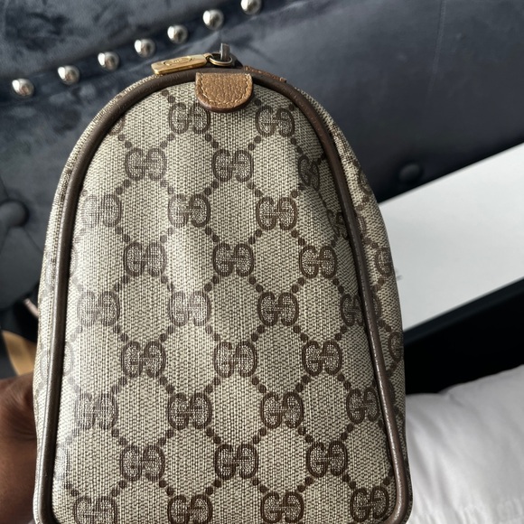 Reposhing authentic Gucci loved it but ready to rotate. - Picture 7 of 15
